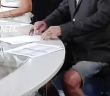 НЕСТАШНИ САША: Водитељ Дневника водио емисију у бермудама