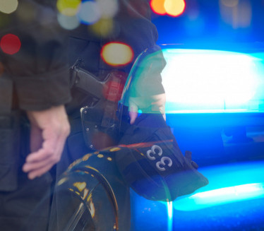 KRVAVA KONTROLA: Ubijena dva policajca, napadač likvidiran
