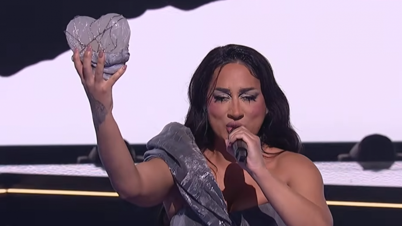 СЛАВЉЕ У ЗЕЈНИНОМ ДОМУ: Зејна разнежила фотографијом