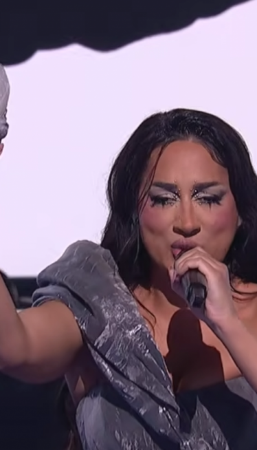 СЛАВЉЕ У ЗЕЈНИНОМ ДОМУ: Зејна разнежила фотографијом