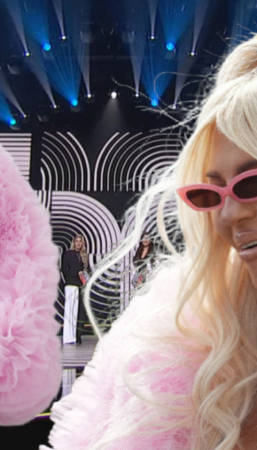 "СЕКТАШИ!": Карлеуша згрожена ПЗЕ "Јефтино с*ање"