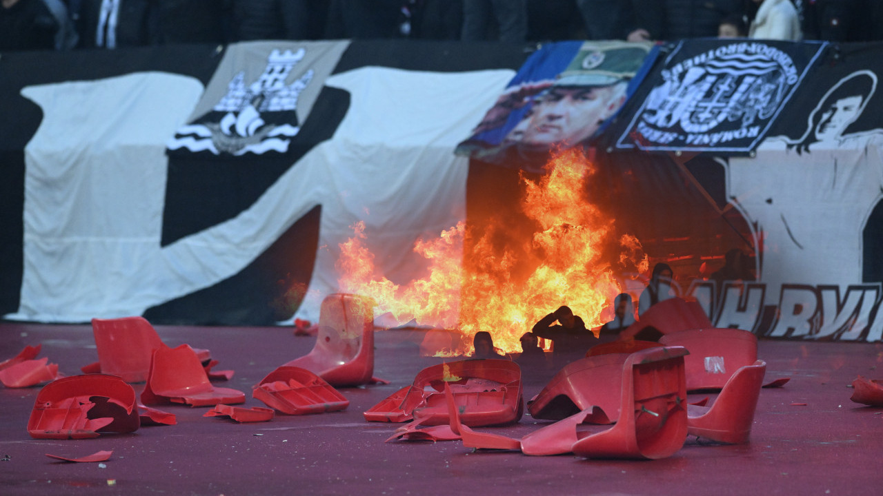 ПРАВЕДНО? Ко ће платити уништене столице на дербију