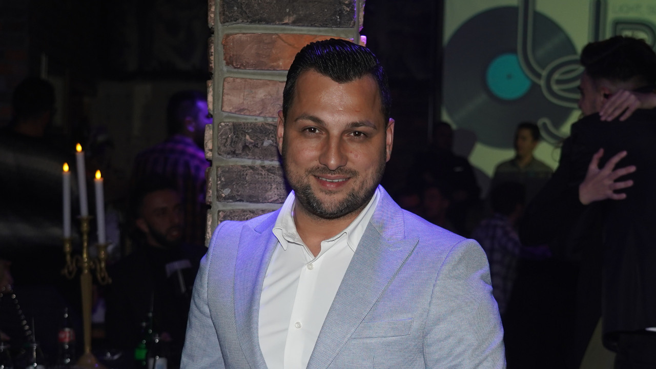 PLJUŠTE ČESTITKE: Pevač dobio ŠESTO dete -sinu dali moćno ime