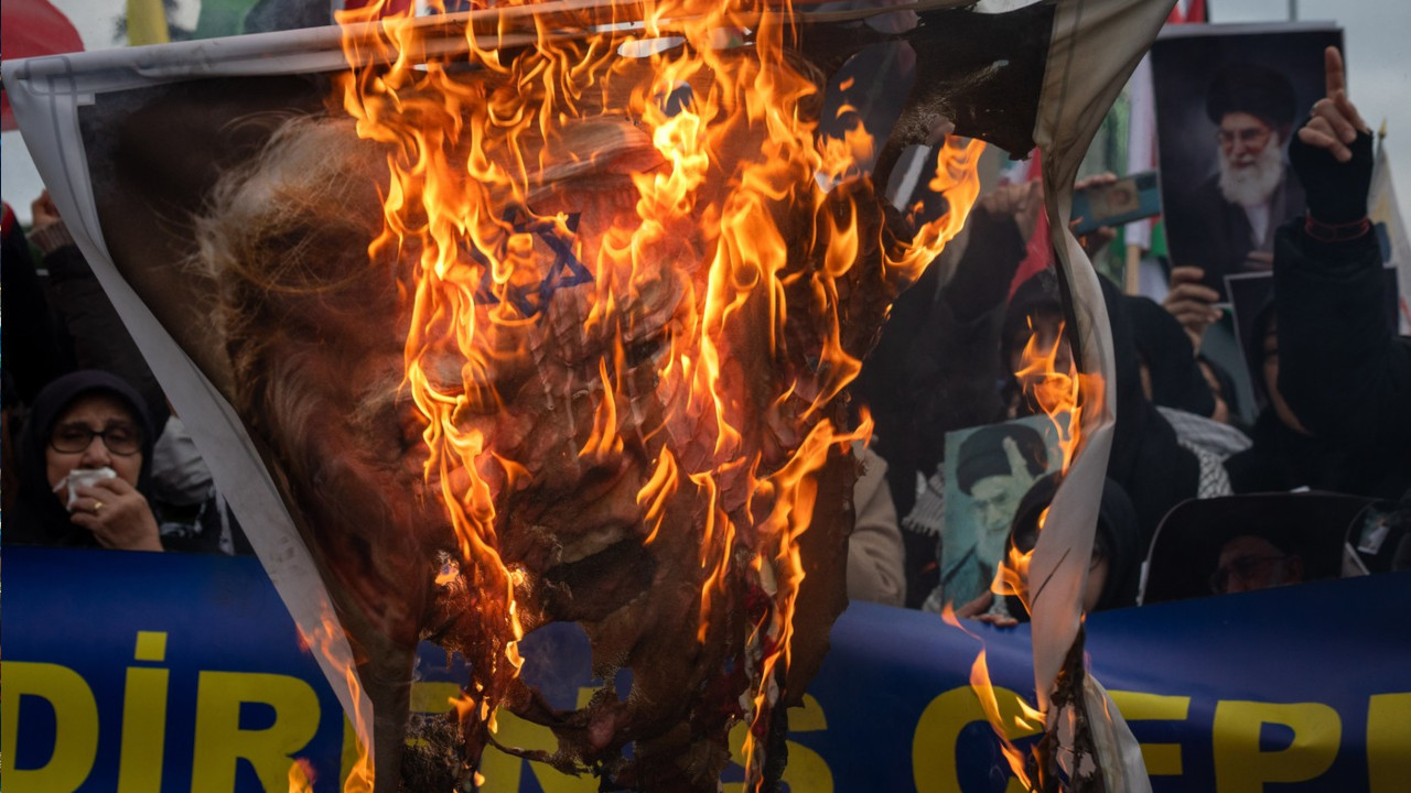 PORAŽAVAJUĆE: Koliko Amerikanaca podržava napade na Iran?