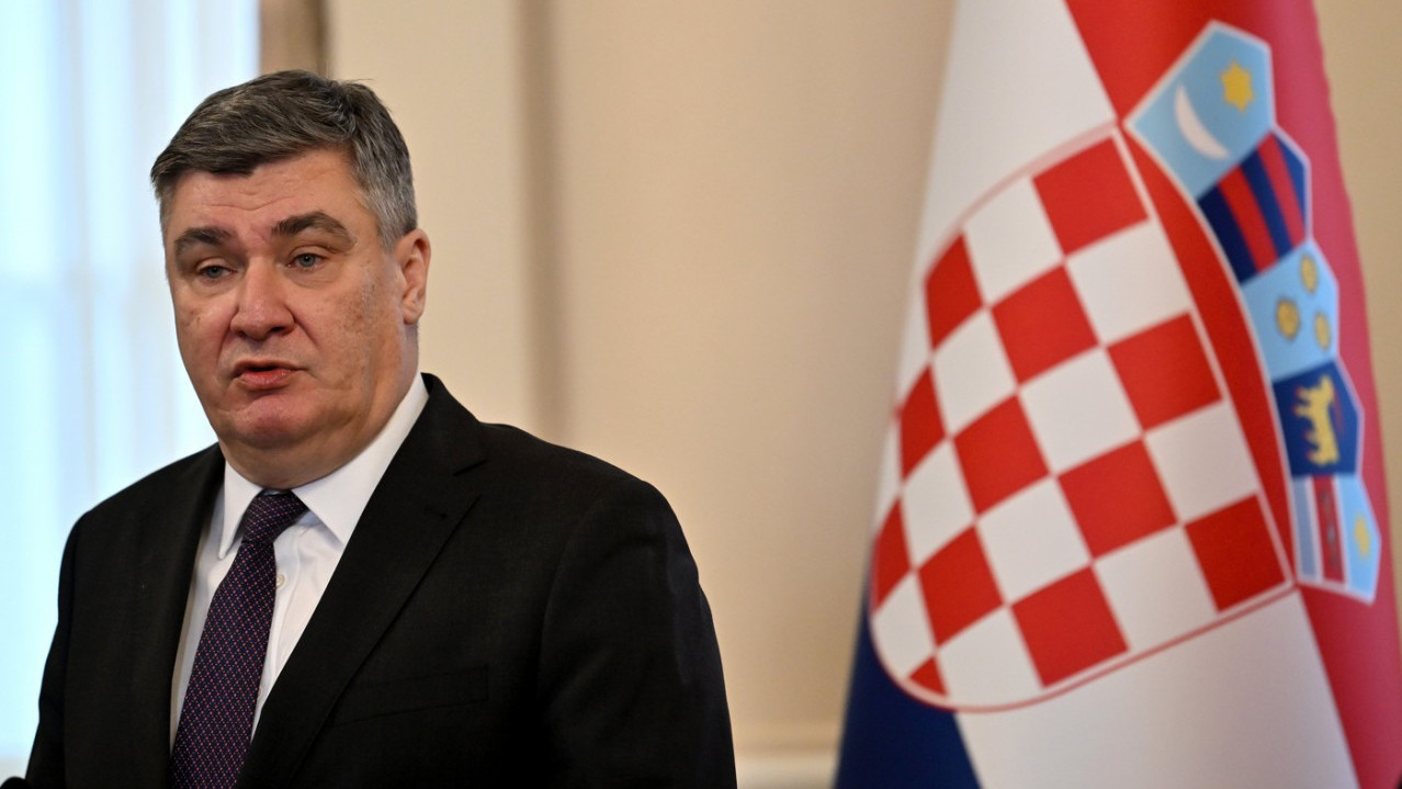 Nakon papuča na Hvaru,Milanović opet iznenadio autfitom FOTO