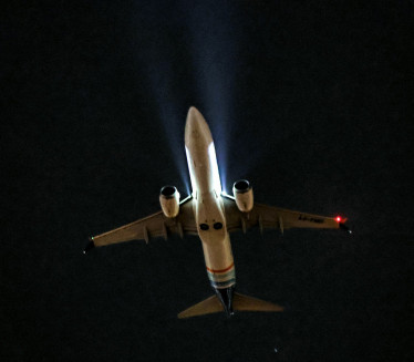 HITNO! Odložen let iz Dubaija za Beograd