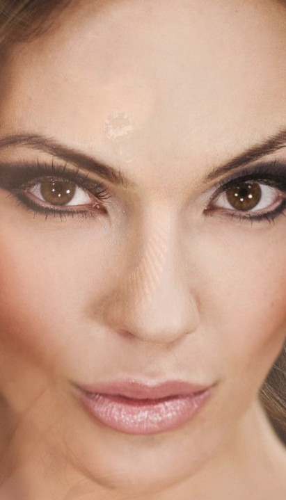 VIŠE NEĆETE POGREŠITI: Kako izabrati RUŽ koji vam baš stoji?