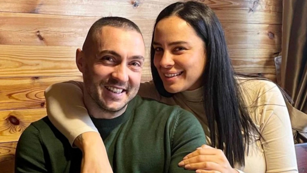 ОБЈАВЉЕНЕ НАГЕ ФОТКЕ ЈОЏИРОВЕ ЖЕНЕ "Снимак ћу лично окачити"