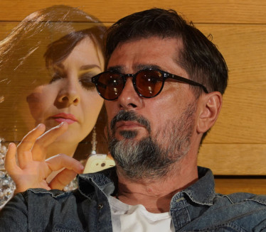 "KAKO LEP PAR!" Isplivale slike Vojina sa poznatom pevačicom