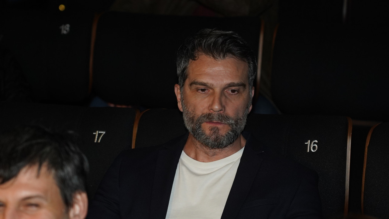 КРАХ ЉУБАВИ: Глумац оставио колегиницу због 23 лета млађе