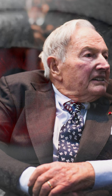 "ВИДИТЕ ЗЛО": Зашто је Рокфелер имао језиве ЦРВЕНЕ очи?