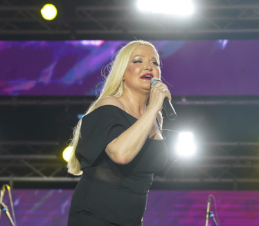 Doktor nauka: Ova lepotica je ćerka Sanje Đorđević (FOTO)