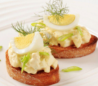 НАМАЗ ОД ЛУКА И ЈАЈА: Слаже су уз свако месо