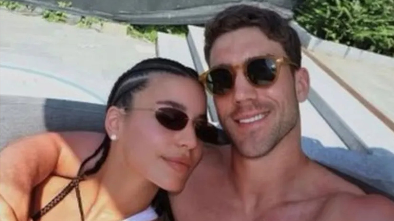 Ko je lepa Vanja koja je RASKINULA sa Dušanom Vlahovićem?