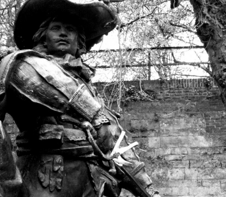 ТРИ МУСКЕТАРА: Тело чувеног Д'Артањана нађено испод цркве?