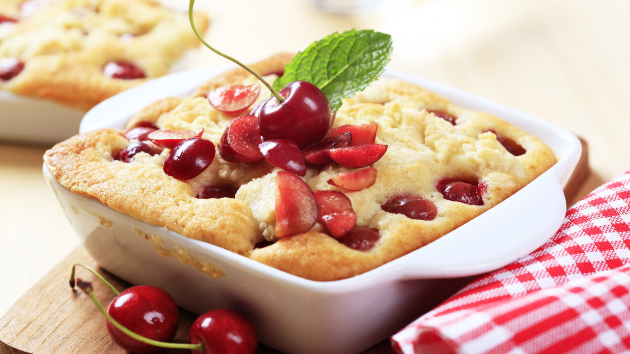 ВОЋНИ КОЛАЧ ОД ГРИЗА: Савршен за свачији укус