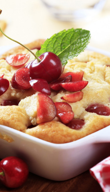 VOĆNI KOLAČ OD GRIZA: Savršen za svačiji ukus