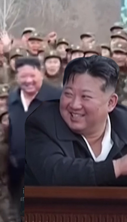 СКОРО НИЈЕ БИО ОВОЛИКО СРЕЋАН: Ким гледао вежбу специјалаца