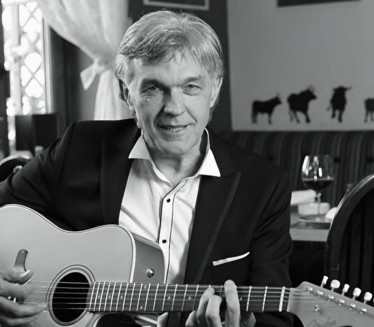 PREMINUO POSLE TEŠKE BOLESTI: Ko je bio Mikan Kozomara