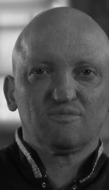 ПРЕМИНУО БИБА СТРУЈА: Српски феномен умро у 69. години