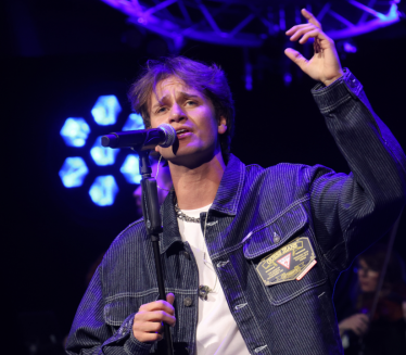 ПРЕКИНУТ КОНЦЕРТ ЈАКОВА ЈОЗИНОВИЋА: Морамо све да откажемо?!