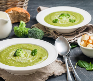 ENERGIČNA BROKOLI ČORBA: Idealna za posne dane!