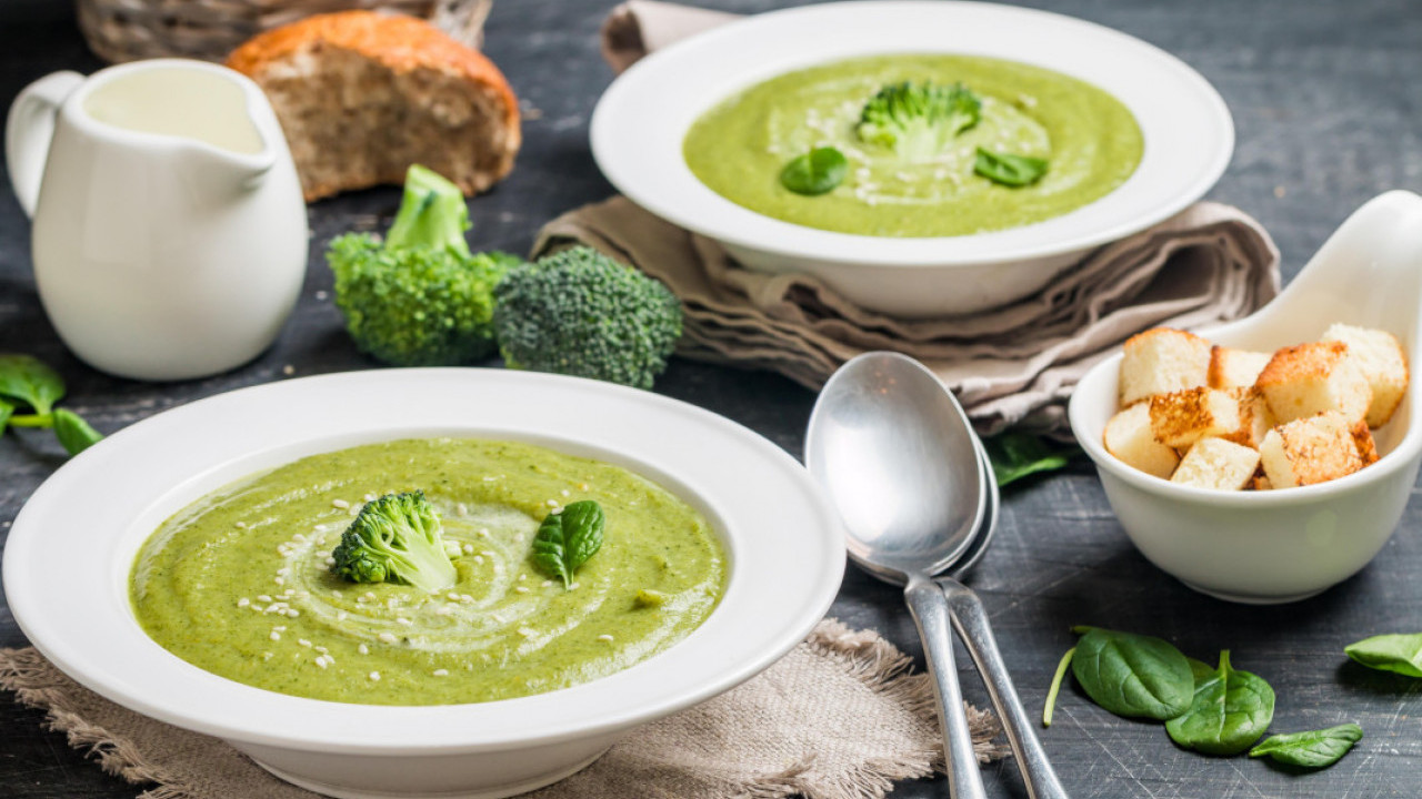 ENERGIČNA BROKOLI ČORBA: Idealna za posne dane!