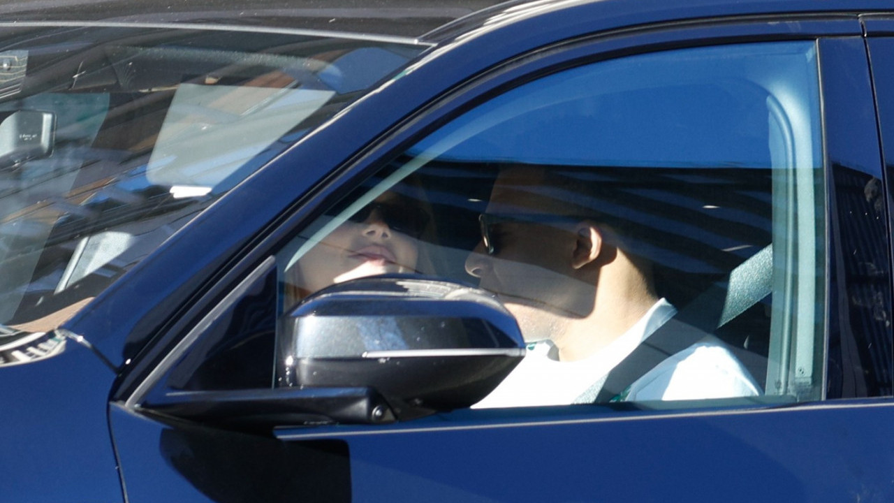 Звезда "Елите" усликана са Мбапеом! Потврђена веза (ФОТО)