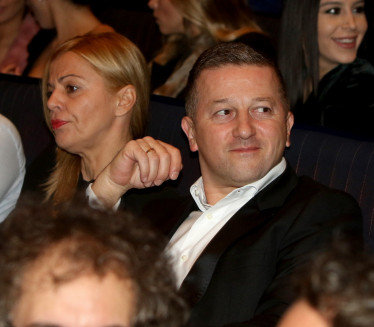 SLOMIO JOJ SRCE: Srđan bio u vezi sa poznatom glumicom