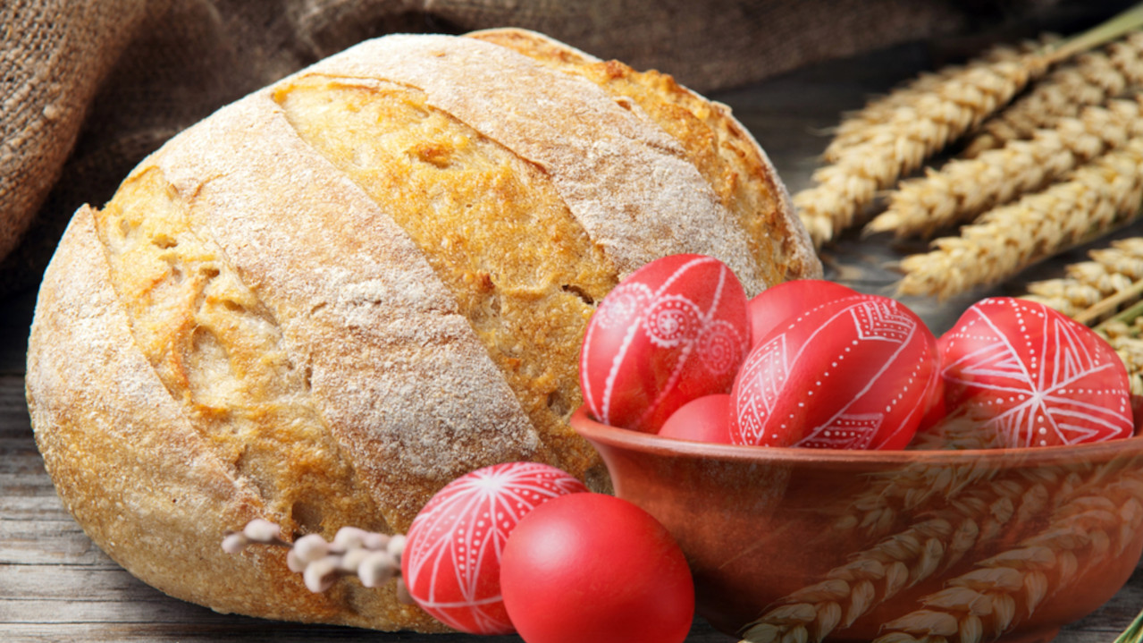 ОБАВЕЗНА НА ТРПЕЗИ ЗА ВЕЛИКУ СУБОТУ Рецепт за ускршњу погачу