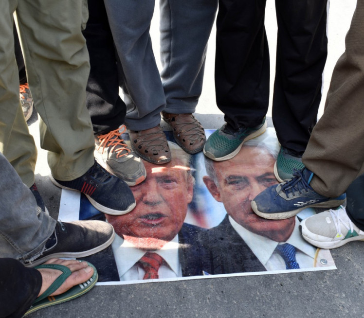 "Tramp - milosrdni anđeo, Izrael - hrabar, voljan i sposoban"