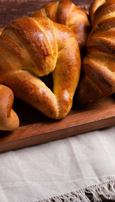 PIKANTNE KIFLICE: Ova tri sastojka im daju čaroban ukus!