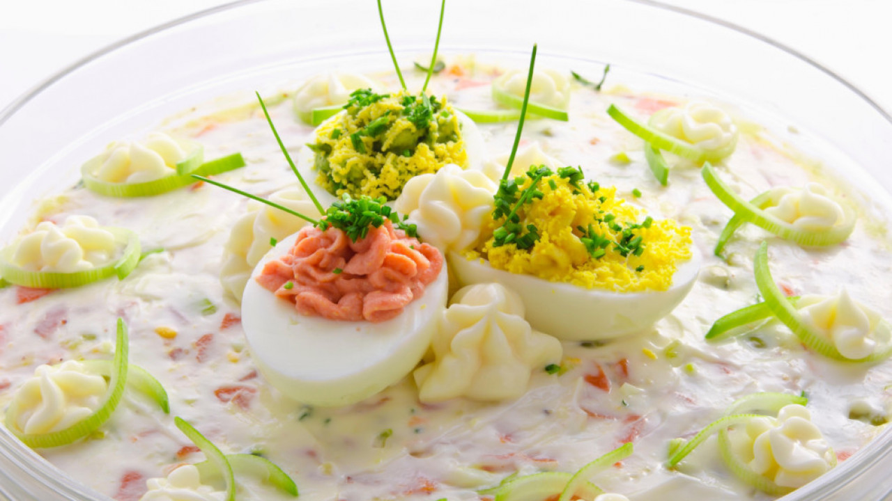 VASKRŠNJA SALATA: Kremasta i bogata ukusom