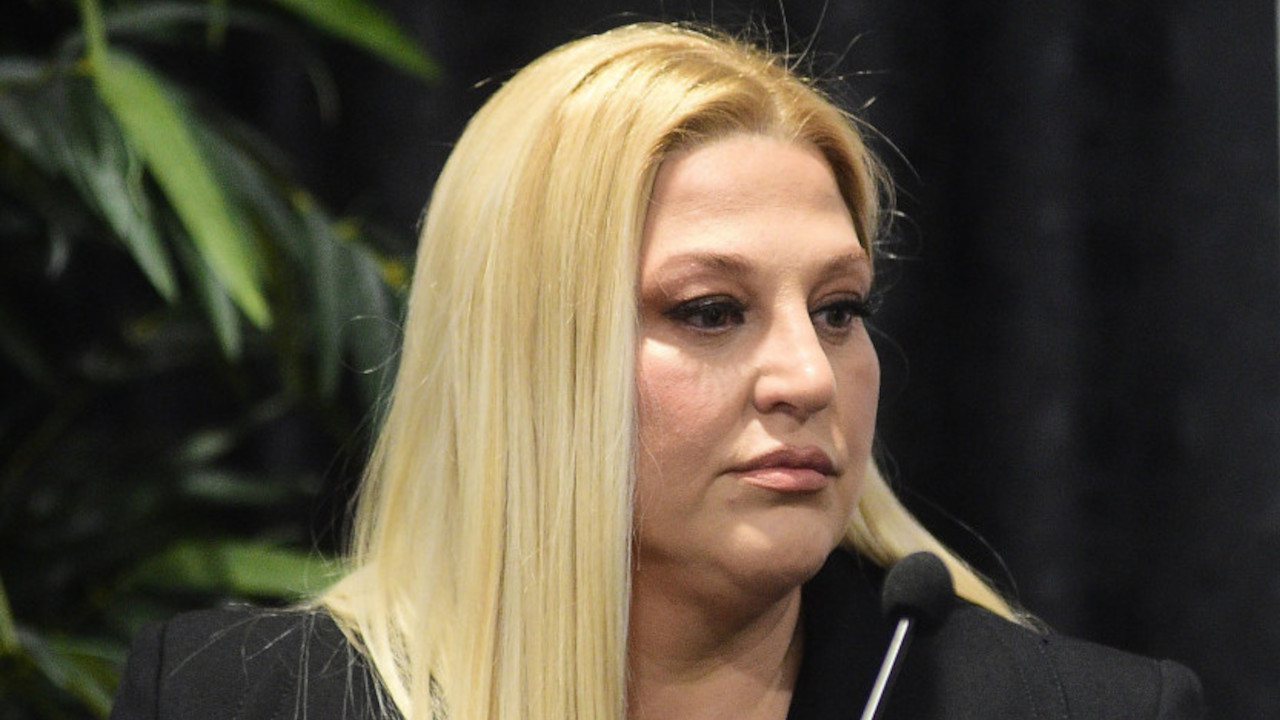 "Сину су дали наследство, нек им он носи презиме - ја нећу!"