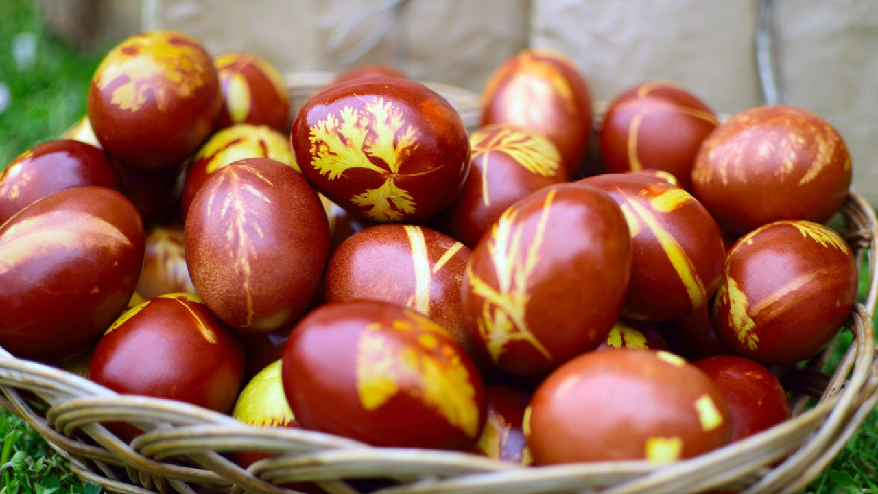 Da li je greh farbati jaja na Veliku subotu?