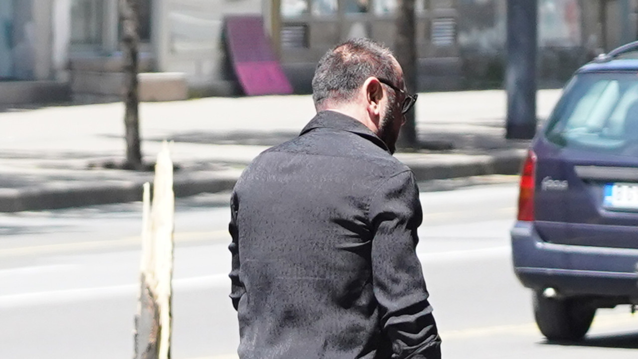 Folker izgubio nevinost sa čuvenom Nadom, platila mu 1.000$