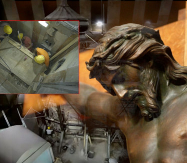 "КОЛЕНА СУ МИ КЛЕЦАЛА": Исусов гроб отворен после два века