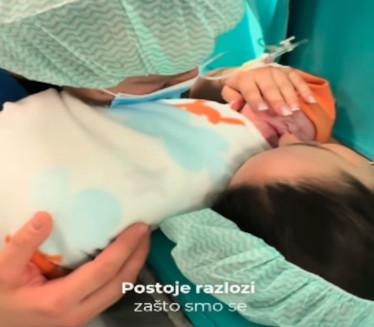 DRAMA NA USKRS: Pevačica se porodila, lekari joj pretili