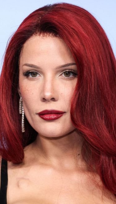 "Pobacila sam": Pevačica nastupala posle pobačaja