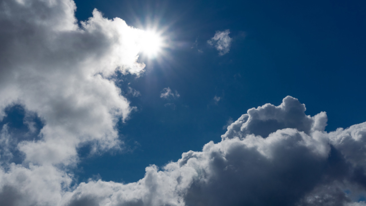 Време данас: И до 24 степена, а ево где се очекују пљускови