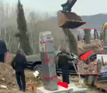 Затрпали и "мечку": Богаташ сахрањен у луксузном "мерцедесу"