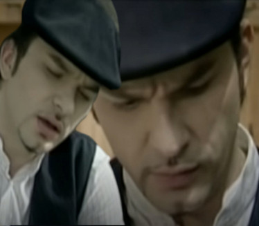 Певача крвнички претукла жена - "Преклињао сам је да стане"