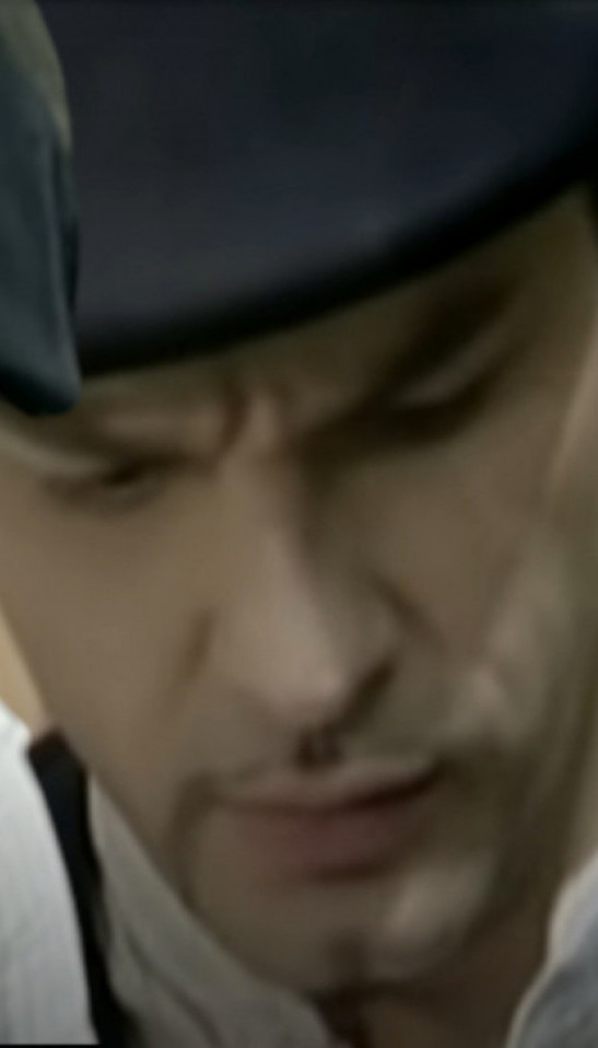 Pevača krvnički pretukla žena - "Preklinjao sam je da stane"