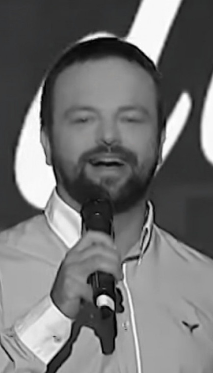 Supruga pokušala da ga reanimira: Detalji smrti pevača