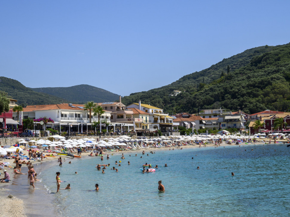 Umesto zime stiglo leto? U ovoj zemlji ljudi pohrlili na plaže