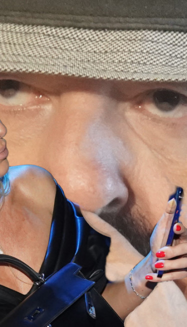 "Znali smo da švrlja" U jeku svadbe, pevačica surovo o Melini