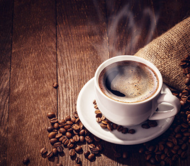 Oprez: Ovih pet stvari morate da uradite pre jutarnje kafe