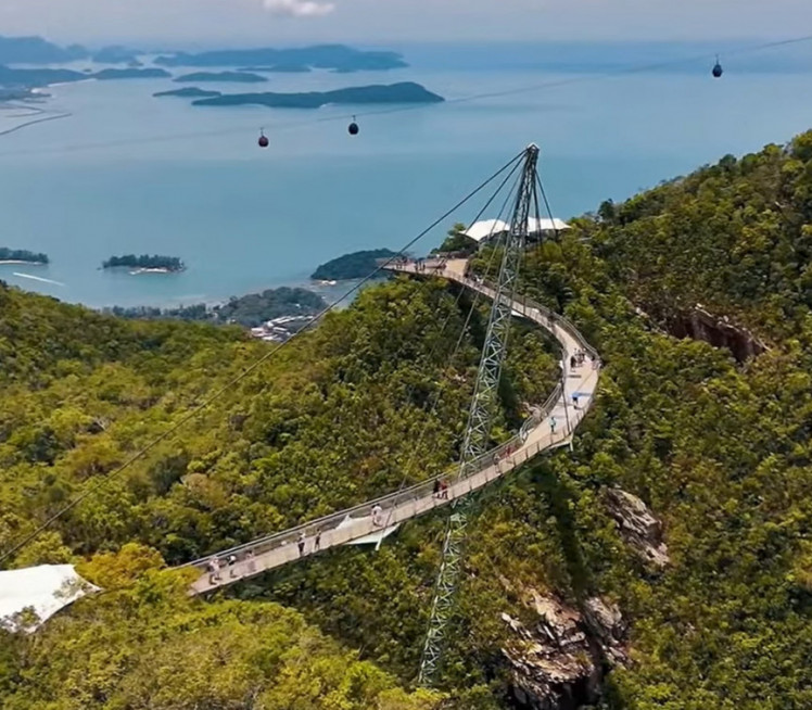 Мост који не води никуда и један од најстмријих нагиба света