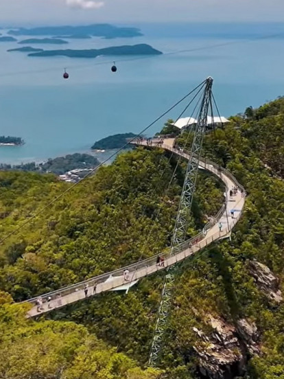 Мост који не води никуда и један од најстмријих нагиба света