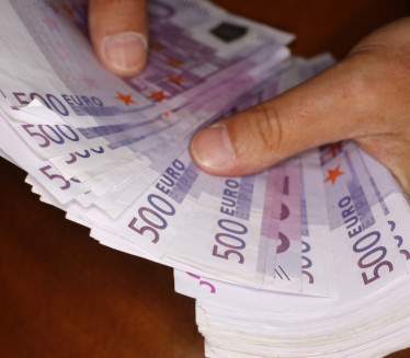 Banka mu greškom dala 120.000 €: Vratio novac, šta je dobio